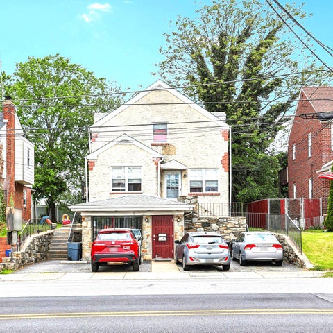 Multifamily For Sale - 319 Macdade Boulevard<br/> FOLSOM, PA 19033