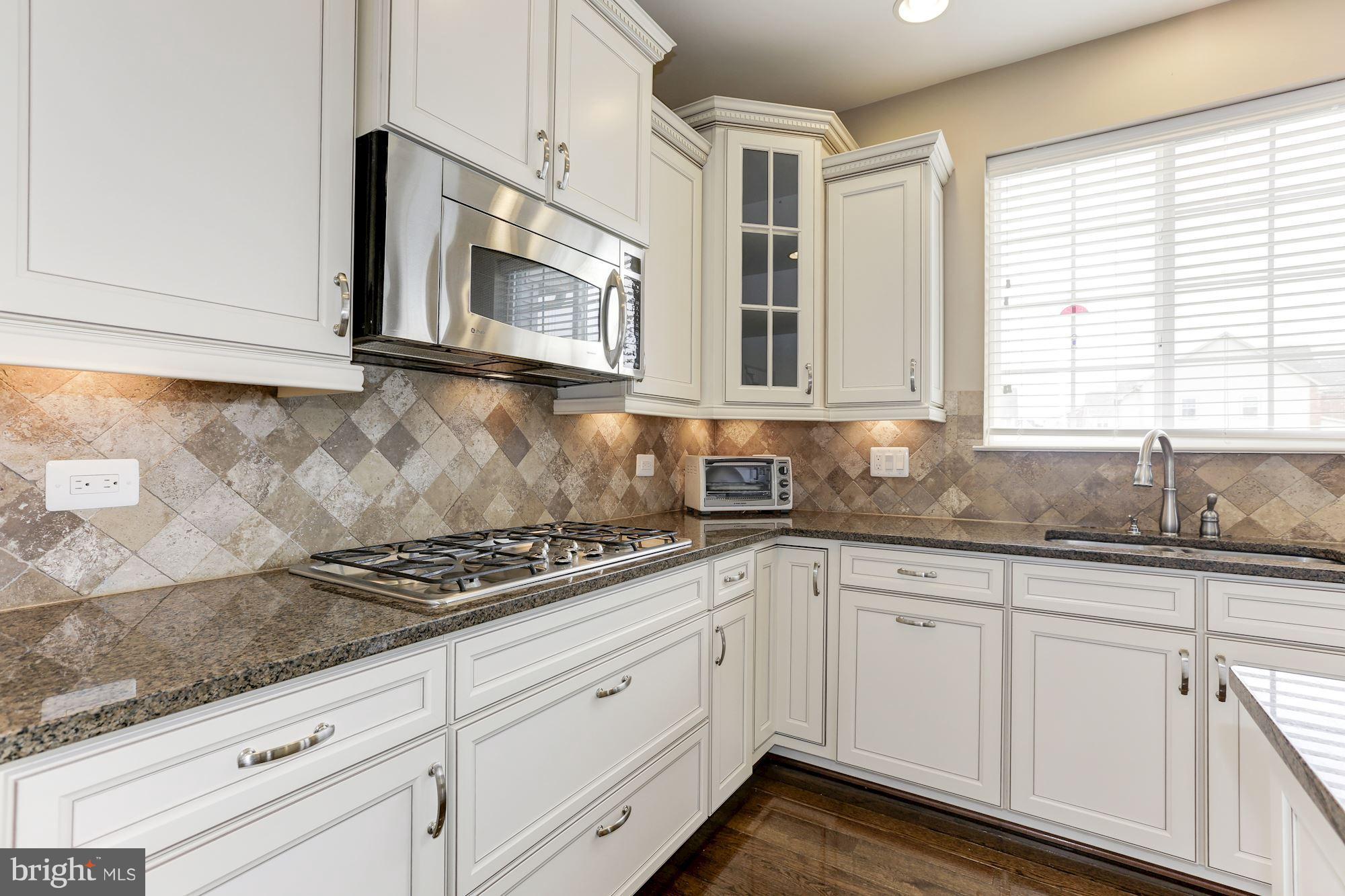 ST CHARLES SUB - GLENEAGLES - Residential Lease