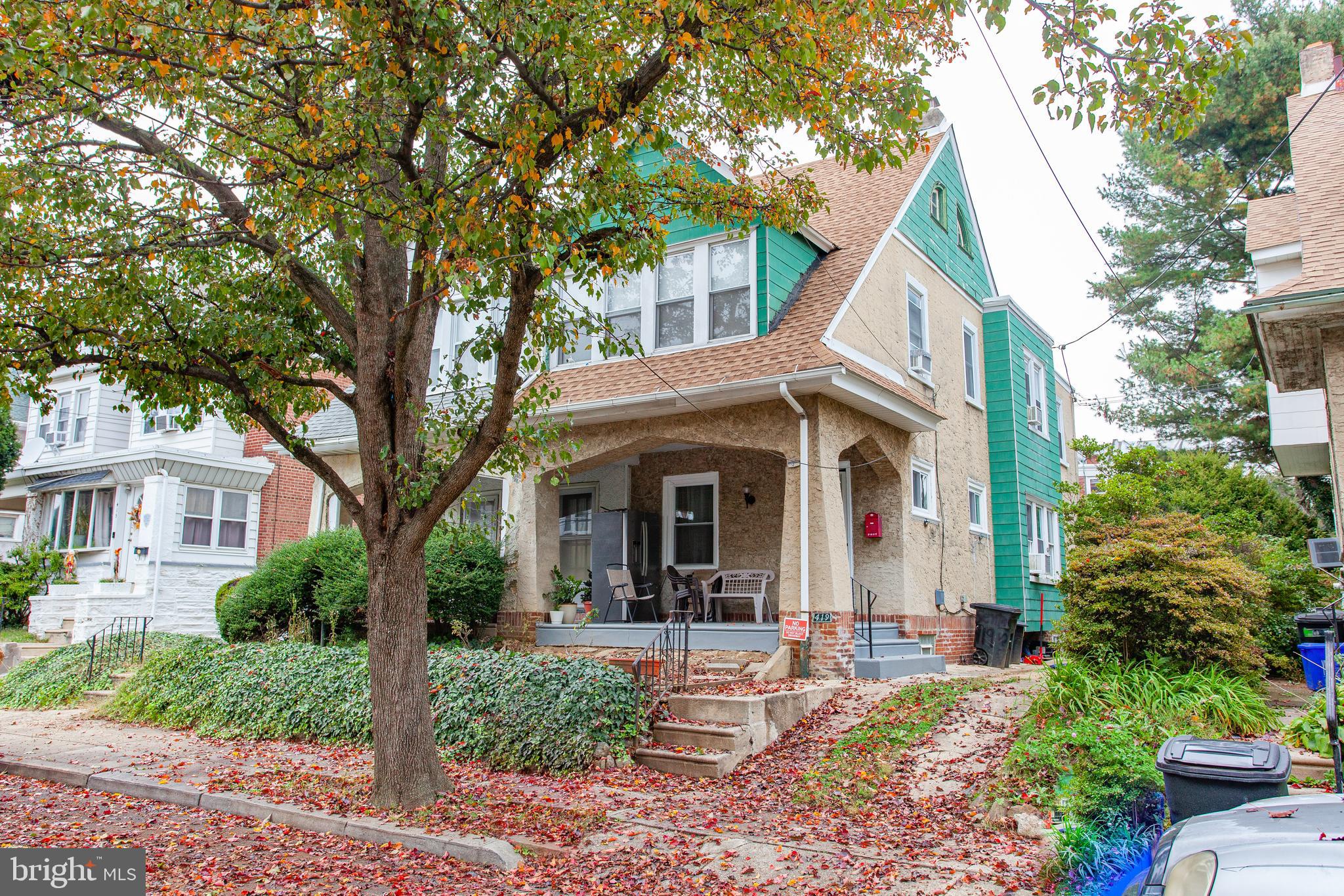 LAWNDALE - Residential