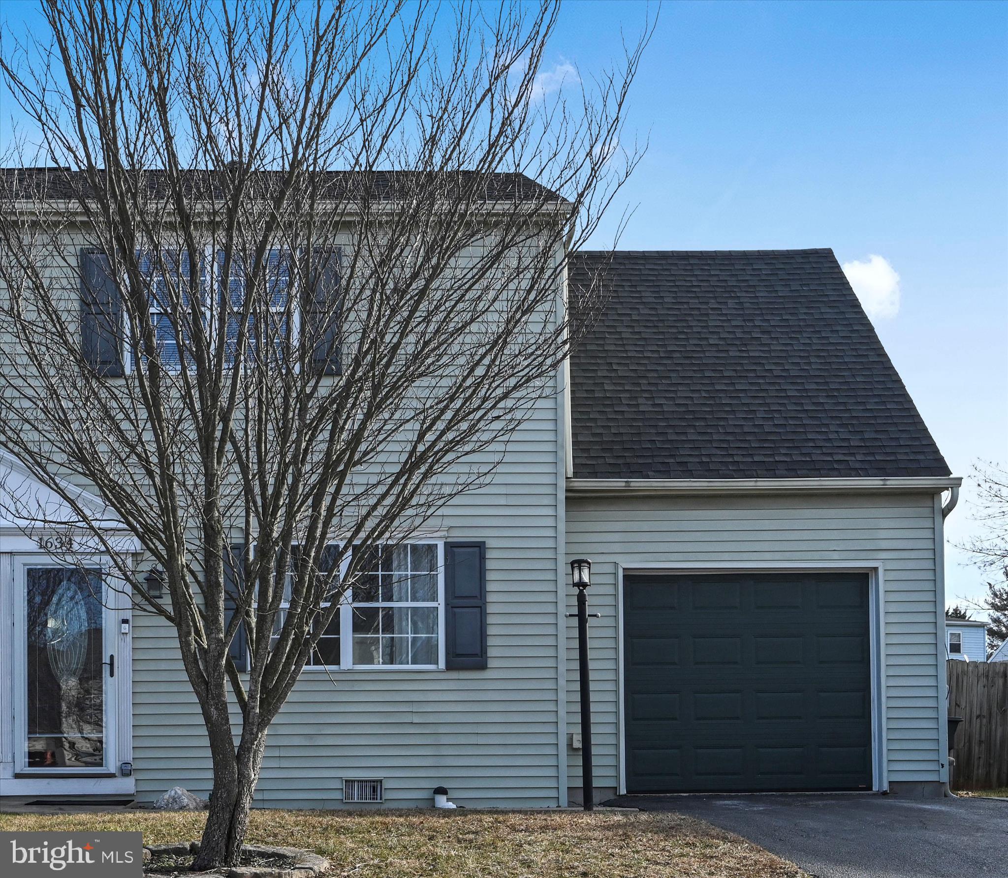 GLEN HOLLOW - Residential