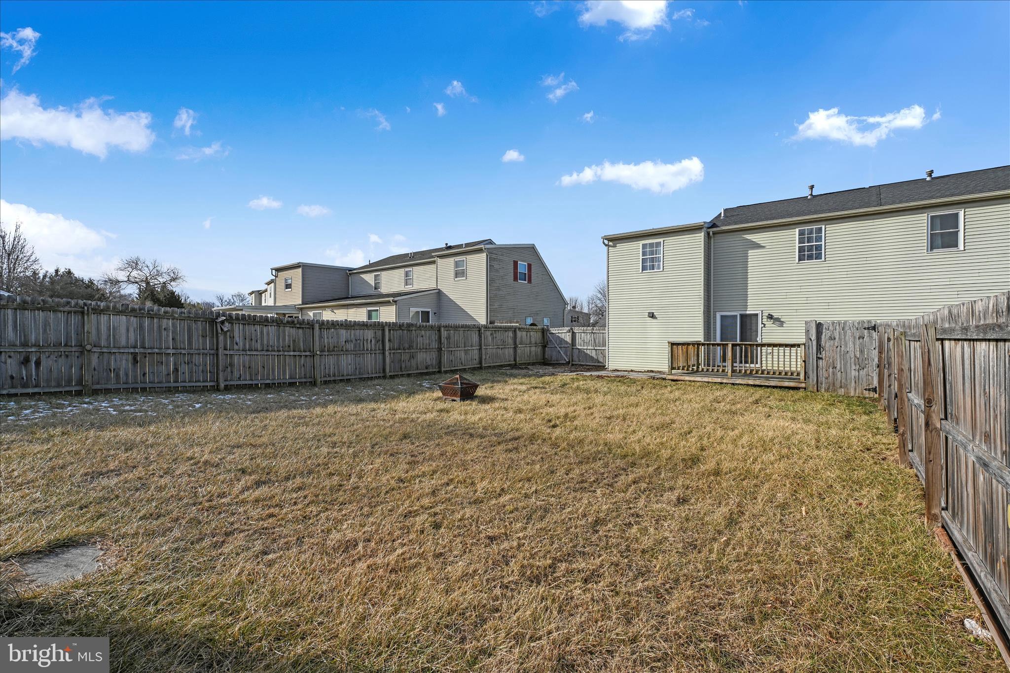 GLEN HOLLOW - Residential