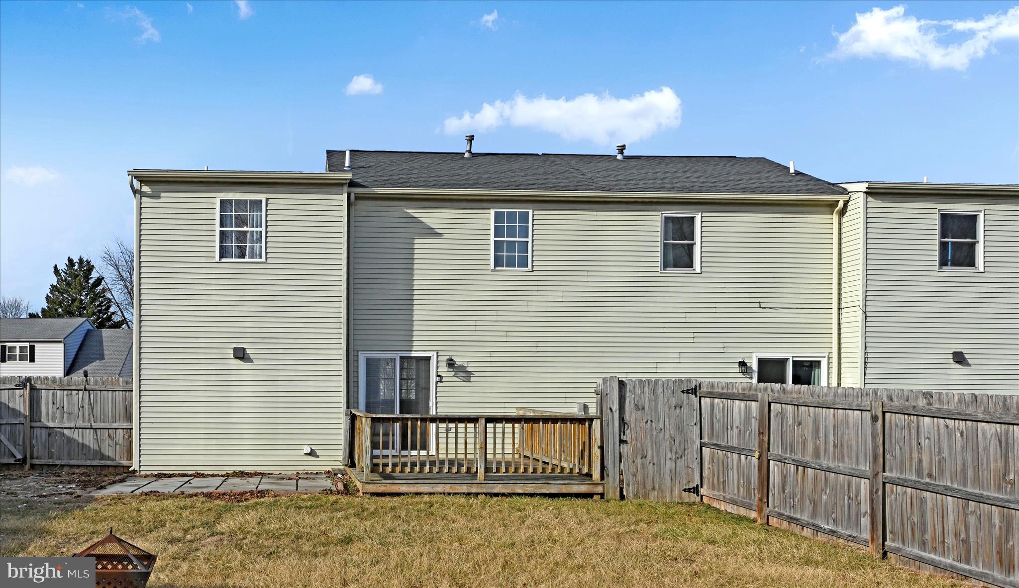 GLEN HOLLOW - Residential