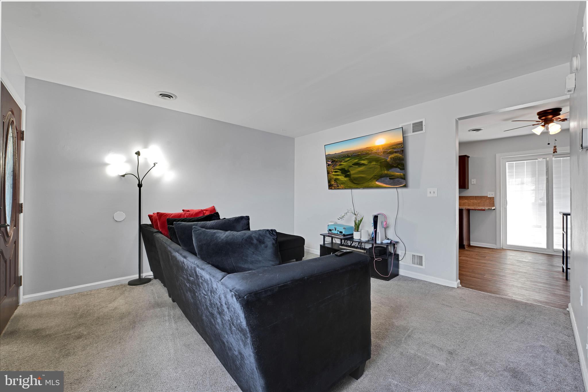 GLEN HOLLOW - Residential