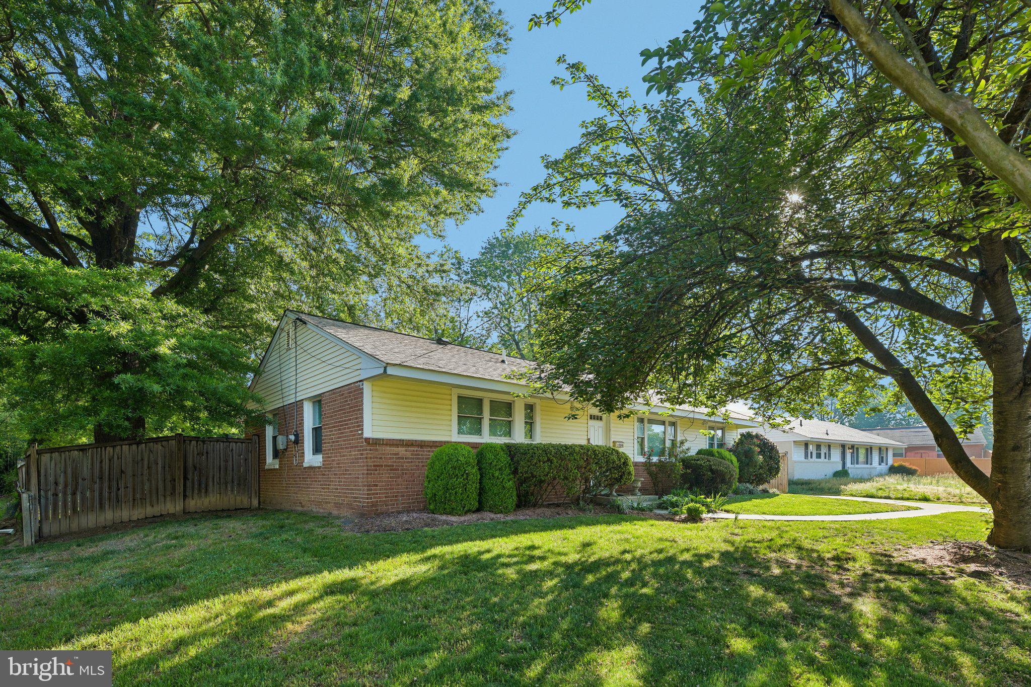 3304 PIPER LANE