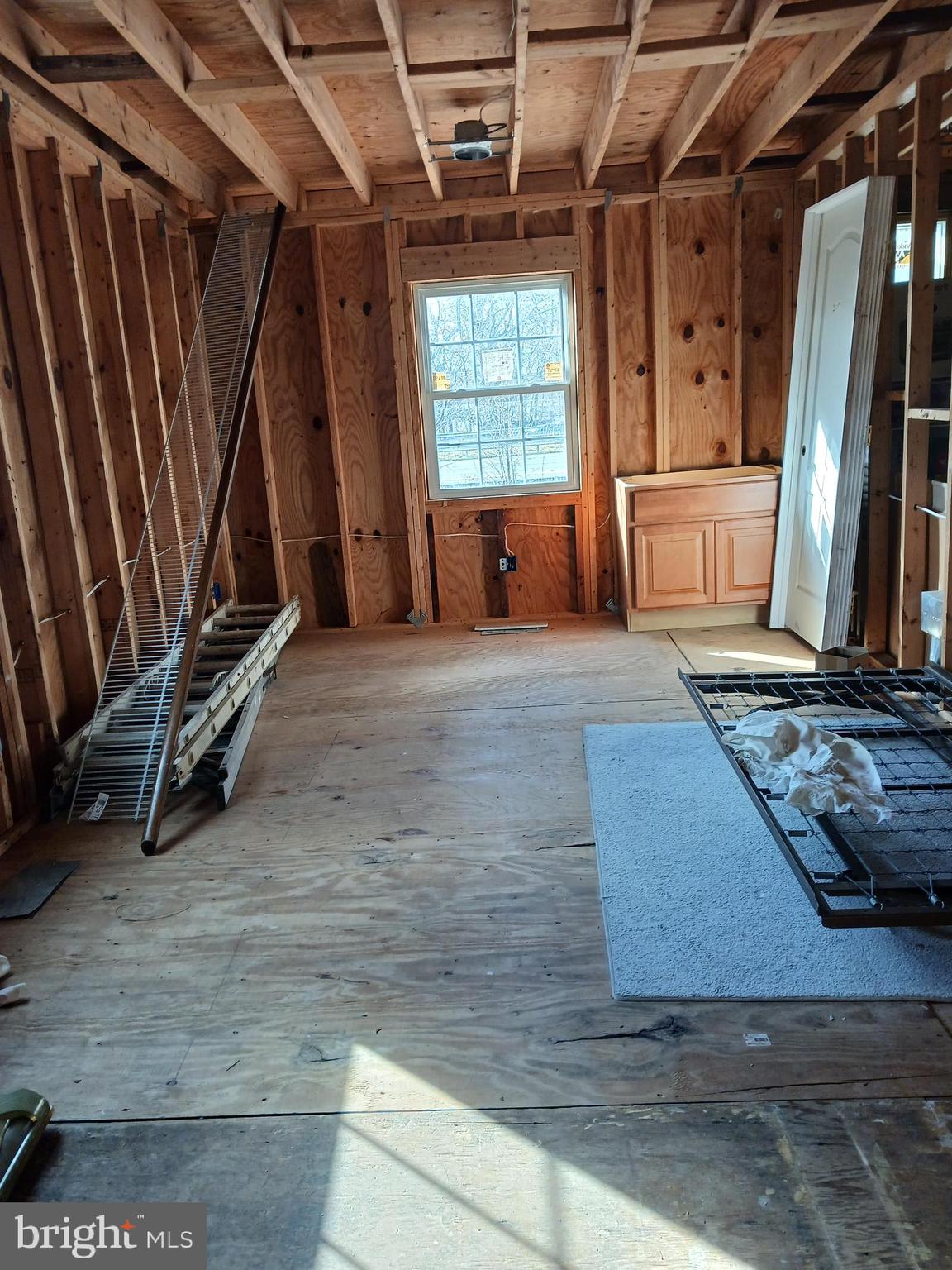 BALLARDS - Residential