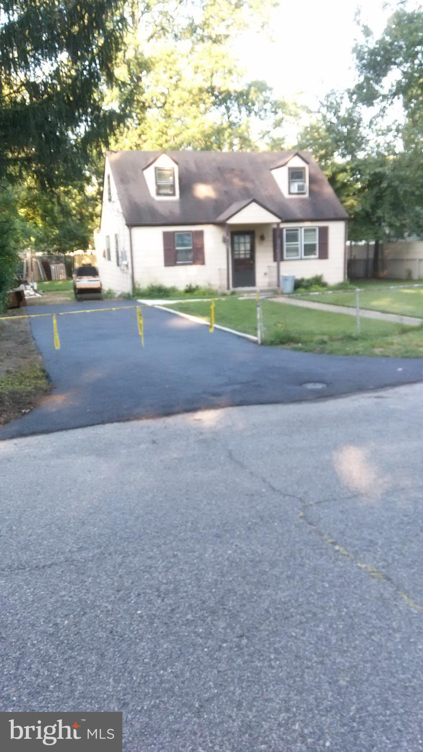 BALLARDS - Residential