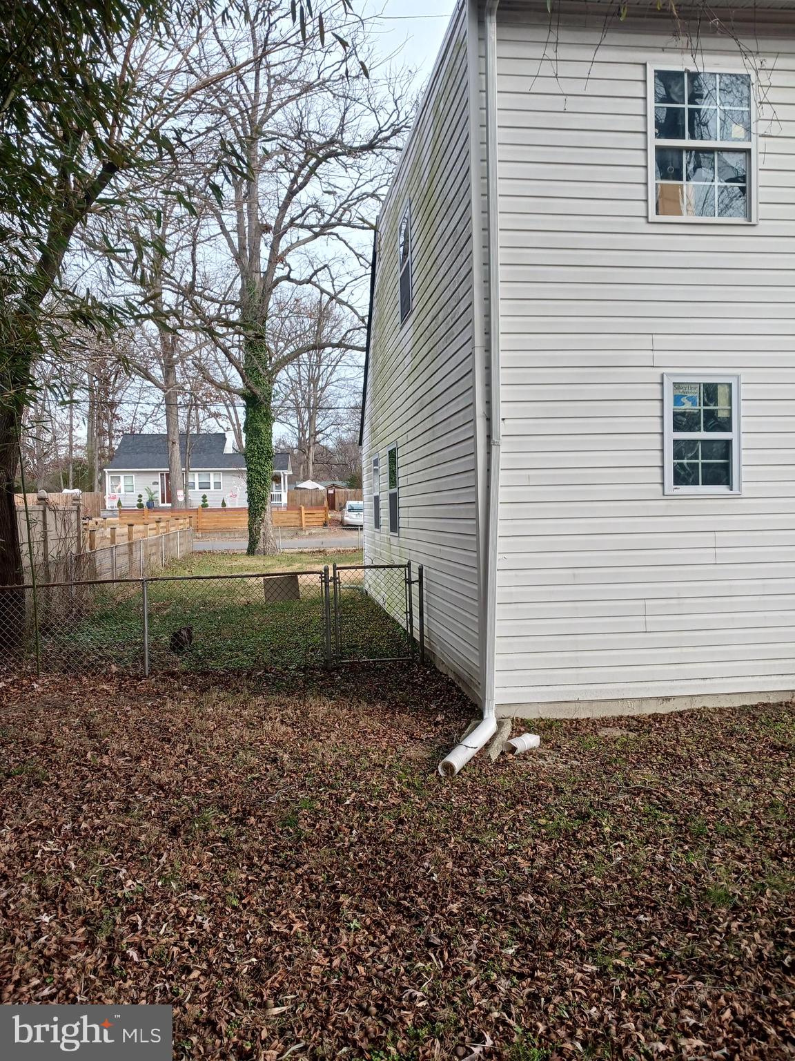 BALLARDS - Residential