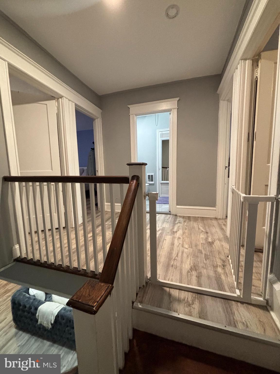 OXFORD CIRCLE - Residential