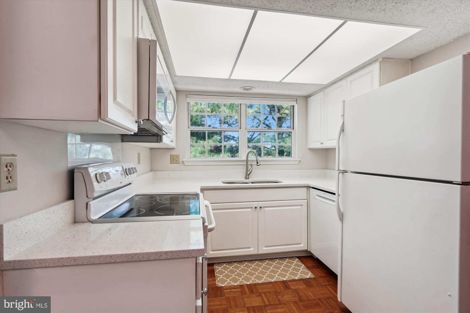 PENDERBROOK - Residential