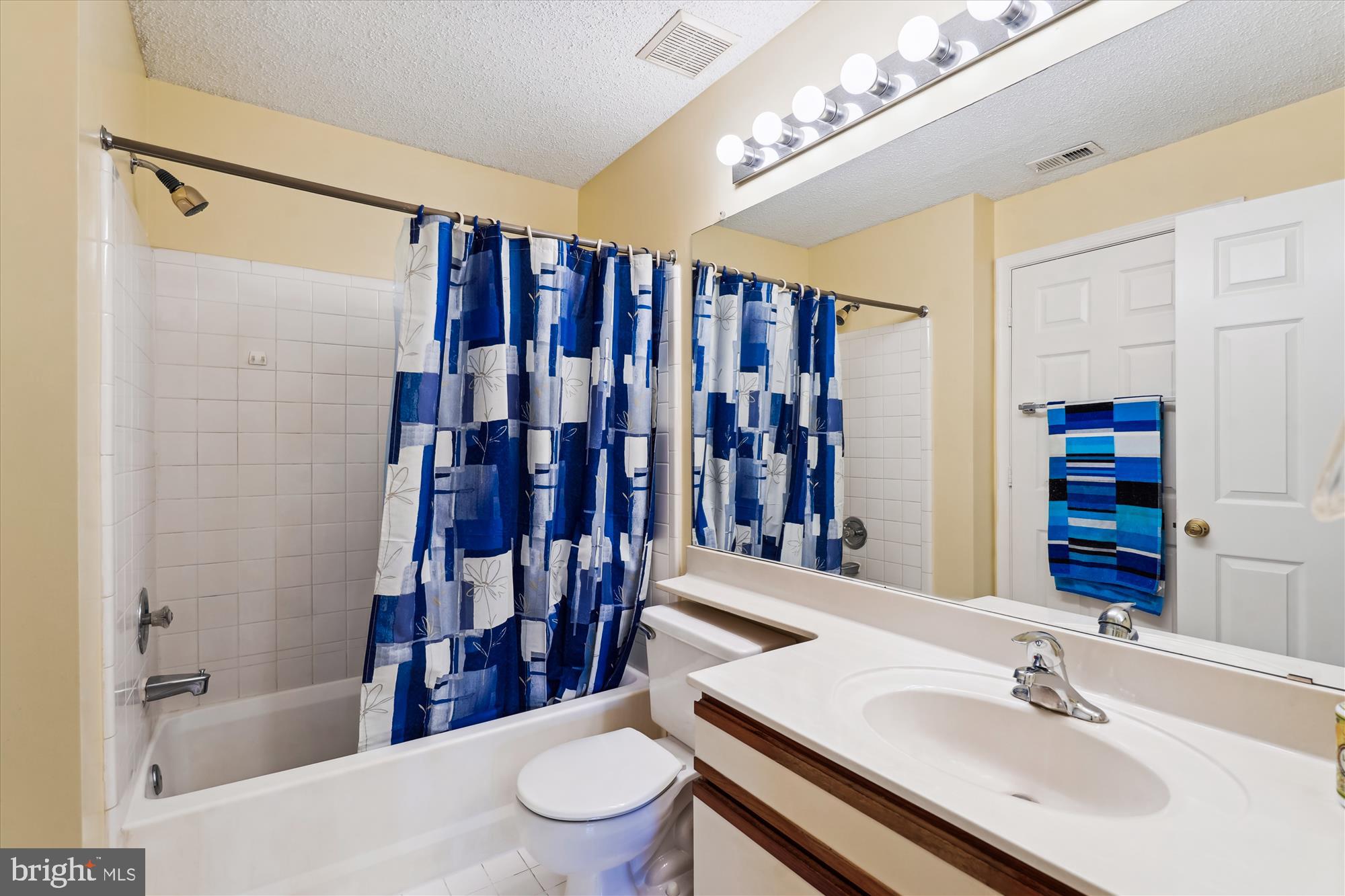 PENDERBROOK - Residential