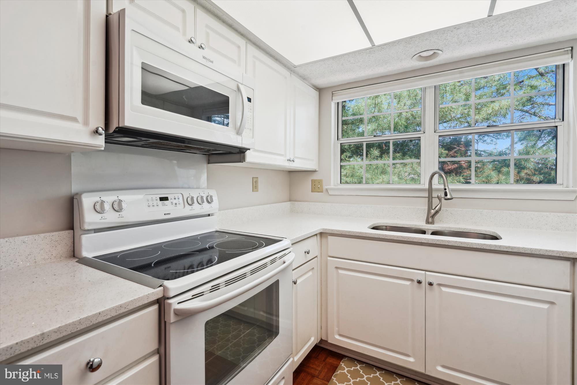 PENDERBROOK - Residential