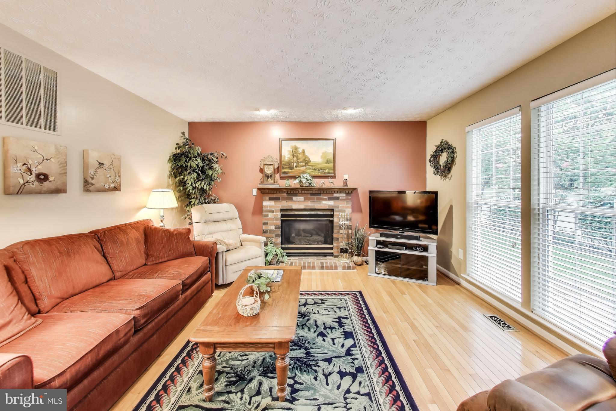 500 SUGARBERRY COURT