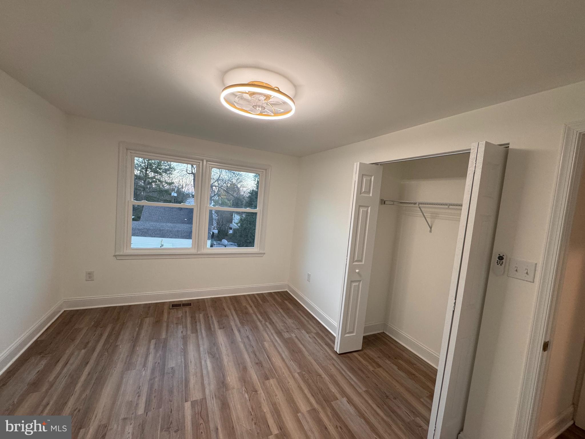 BREEZY POINT - Residential