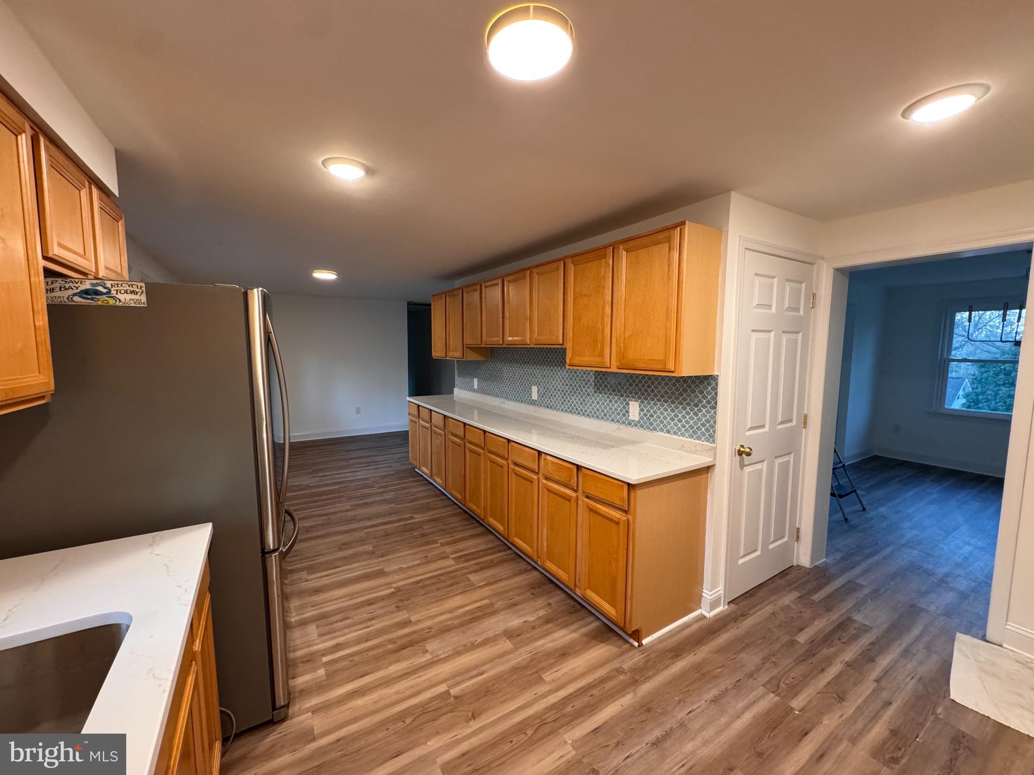 BREEZY POINT - Residential