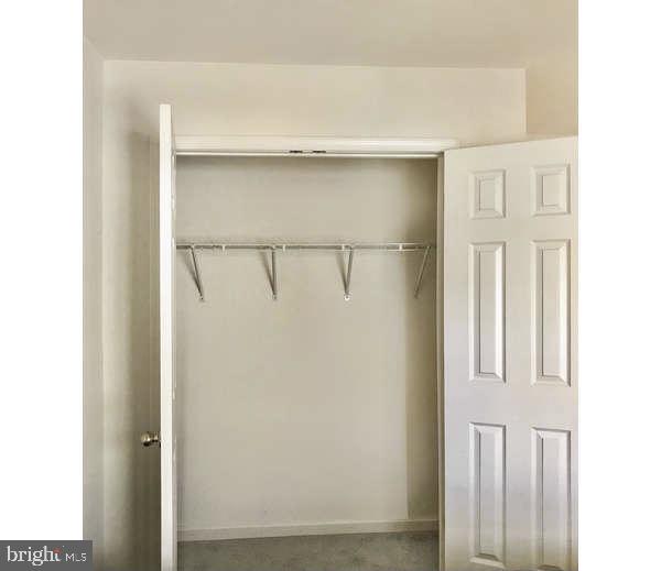 MAGNOLIA WOODS - Residential Lease