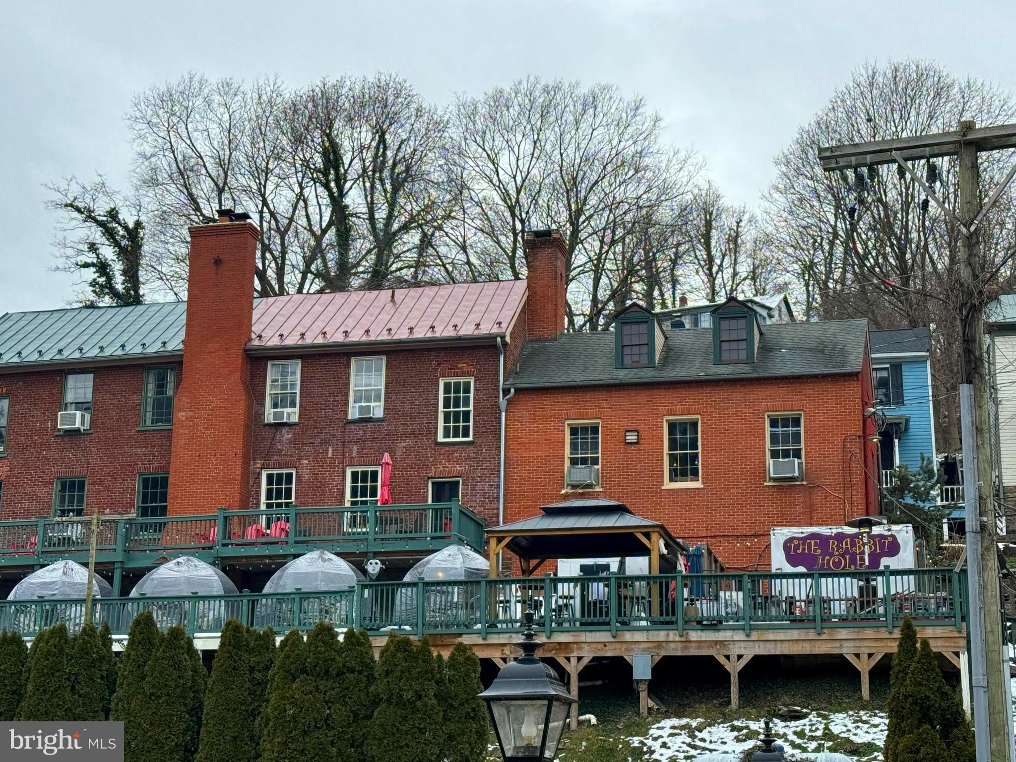 HARPERS FERRY - Land