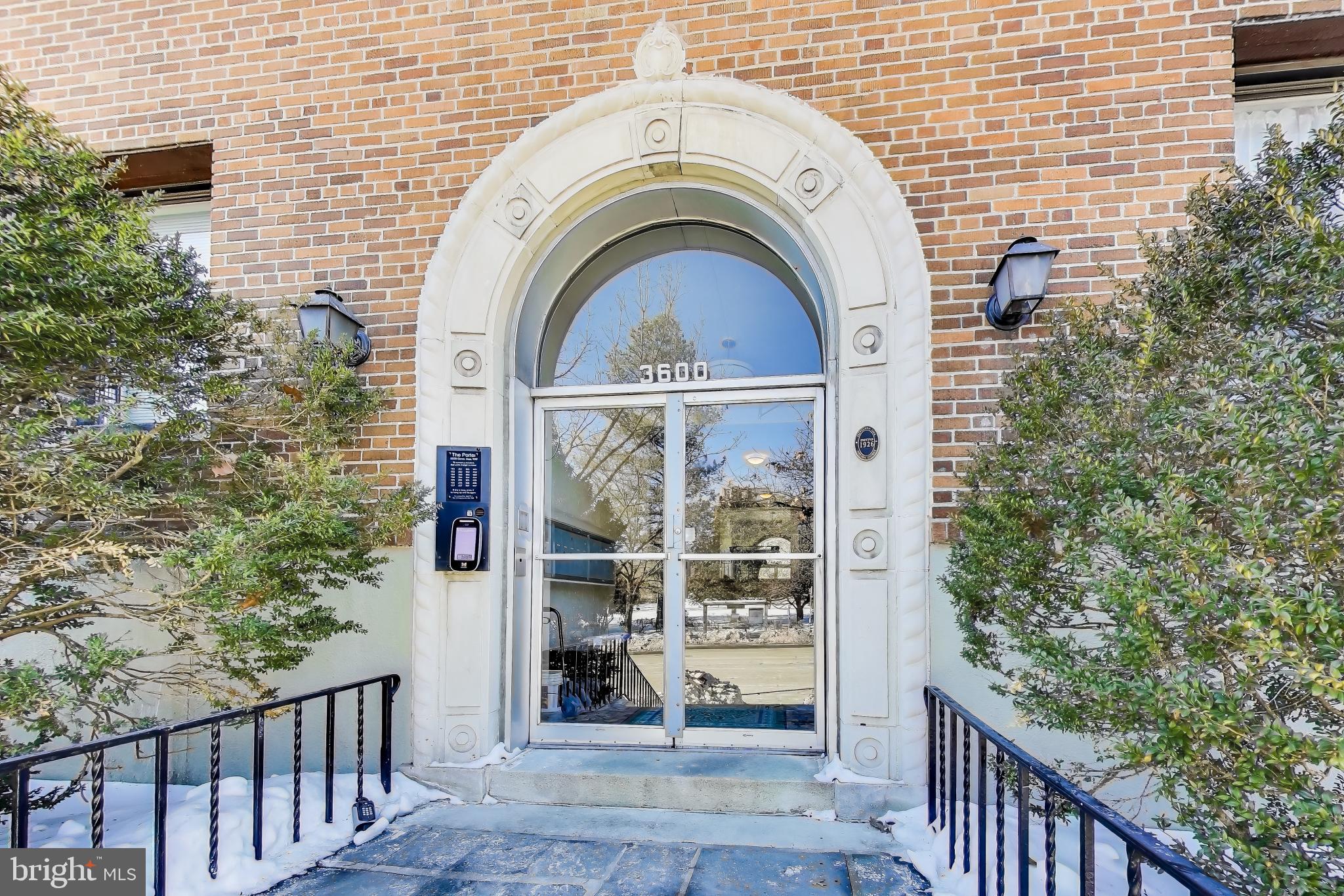 3600 CONNECTICUT AVENUE NW 405