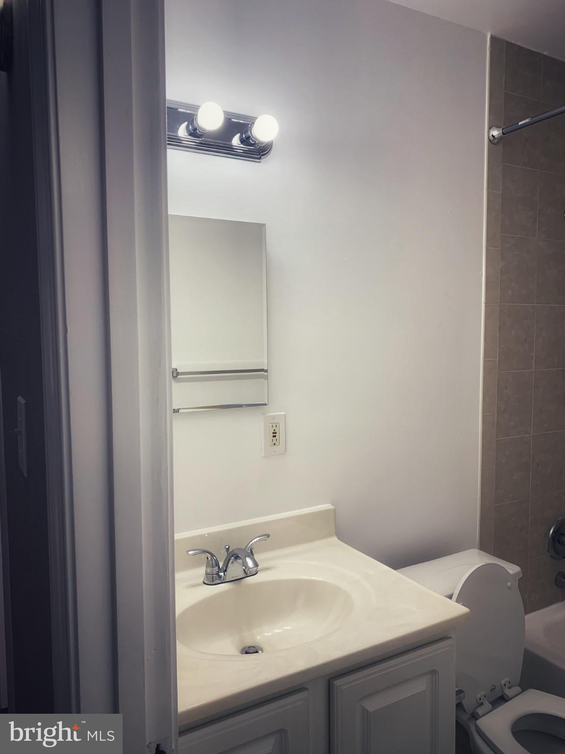 MARKHAM VIEW CONDOMINIUMS - Residential