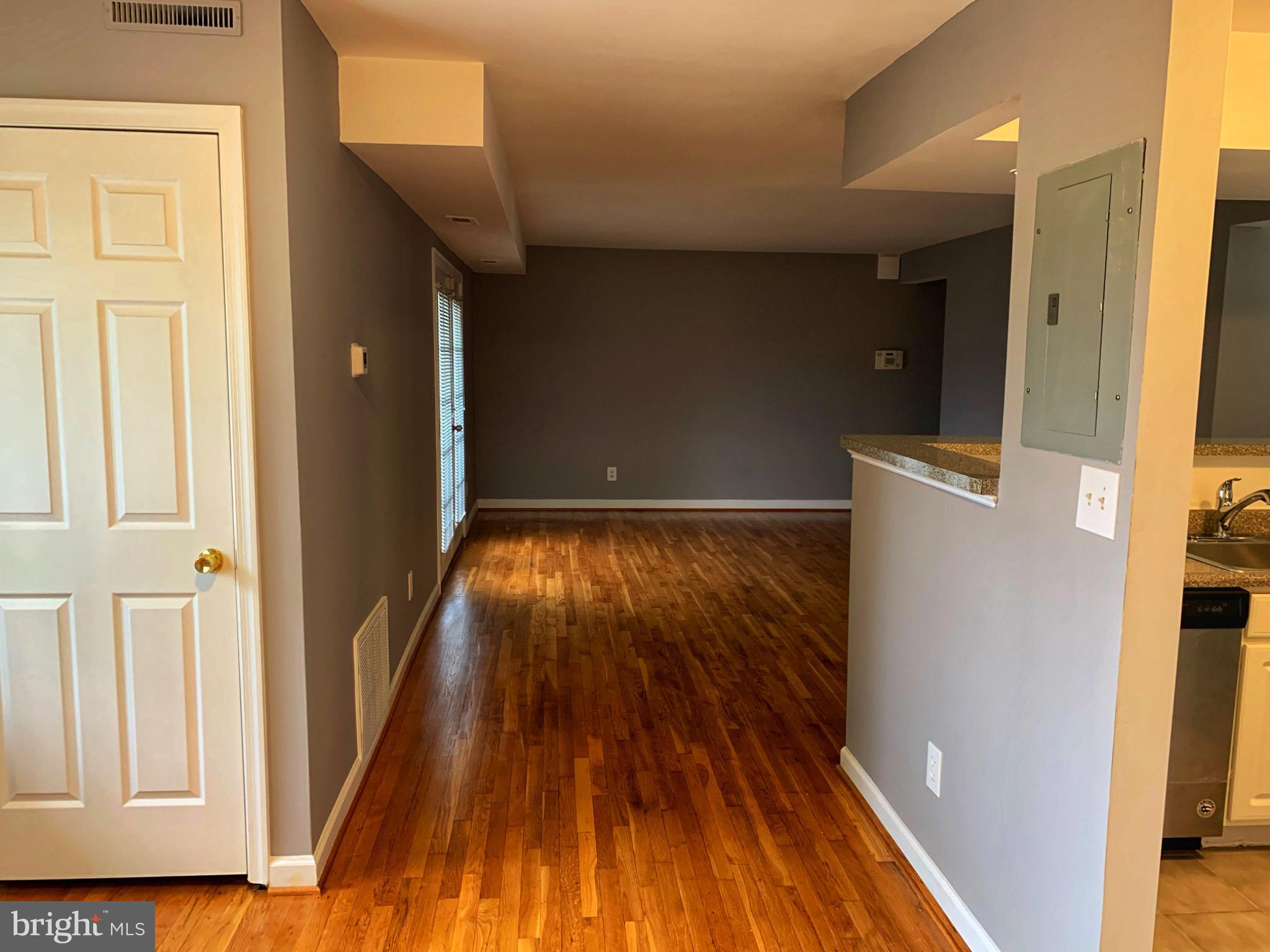 MARKHAM VIEW CONDOMINIUMS - Residential