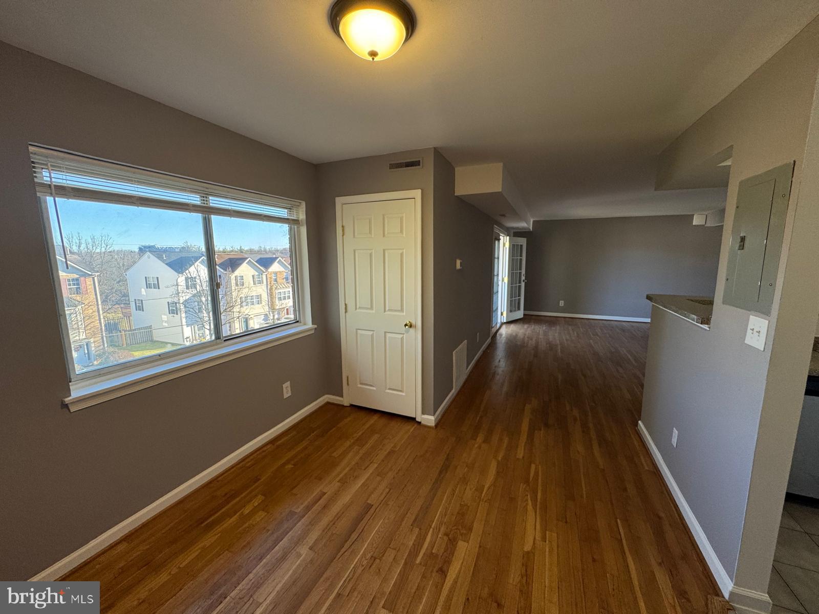 MARKHAM VIEW CONDOMINIUMS - Residential