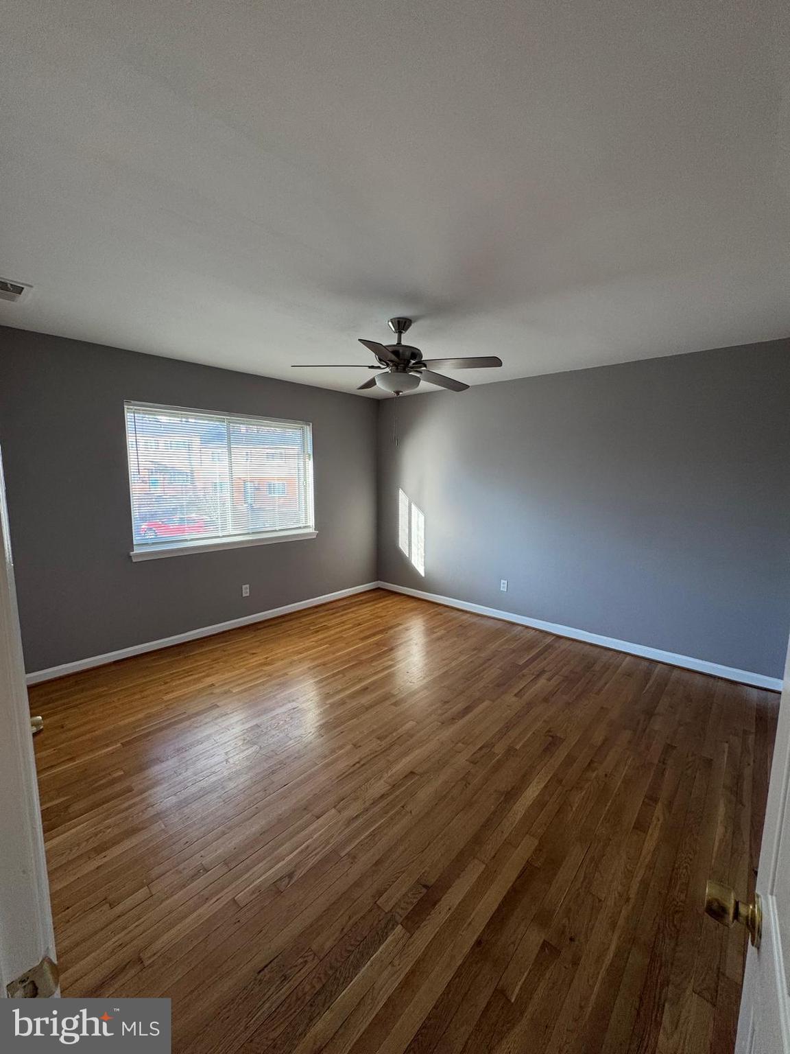 MARKHAM VIEW CONDOMINIUMS - Residential