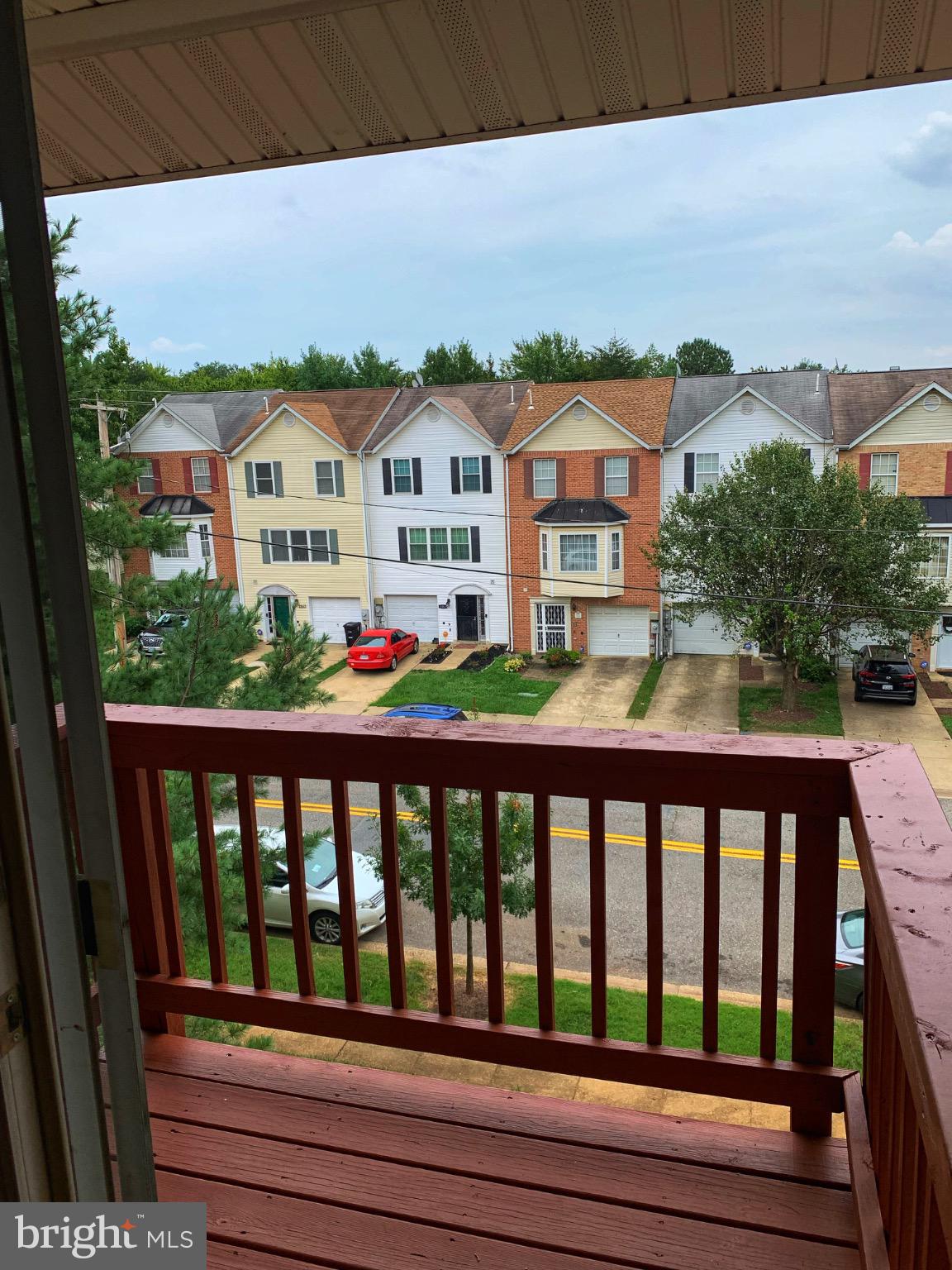 MARKHAM VIEW CONDOMINIUMS - Residential