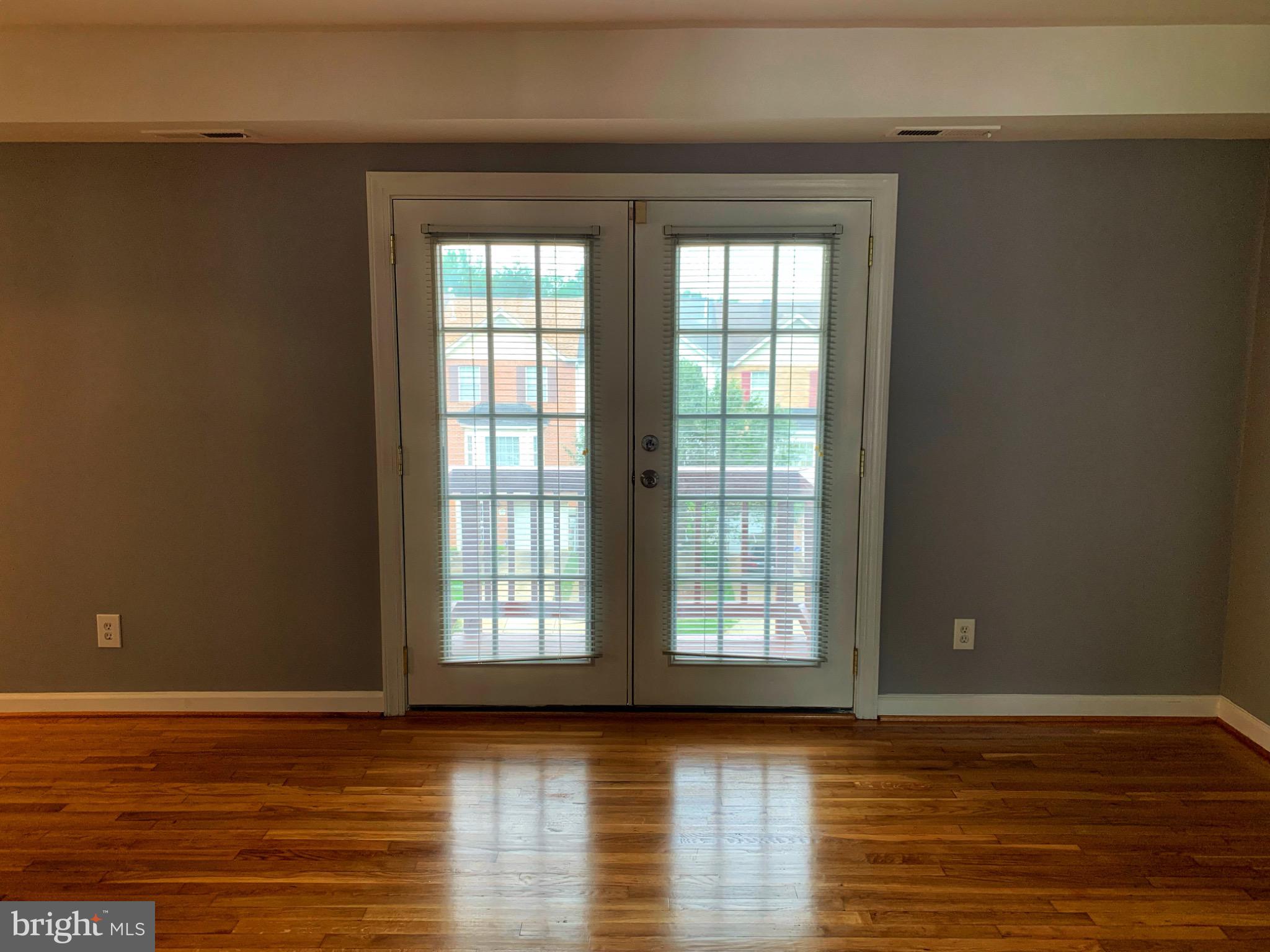 MARKHAM VIEW CONDOMINIUMS - Residential