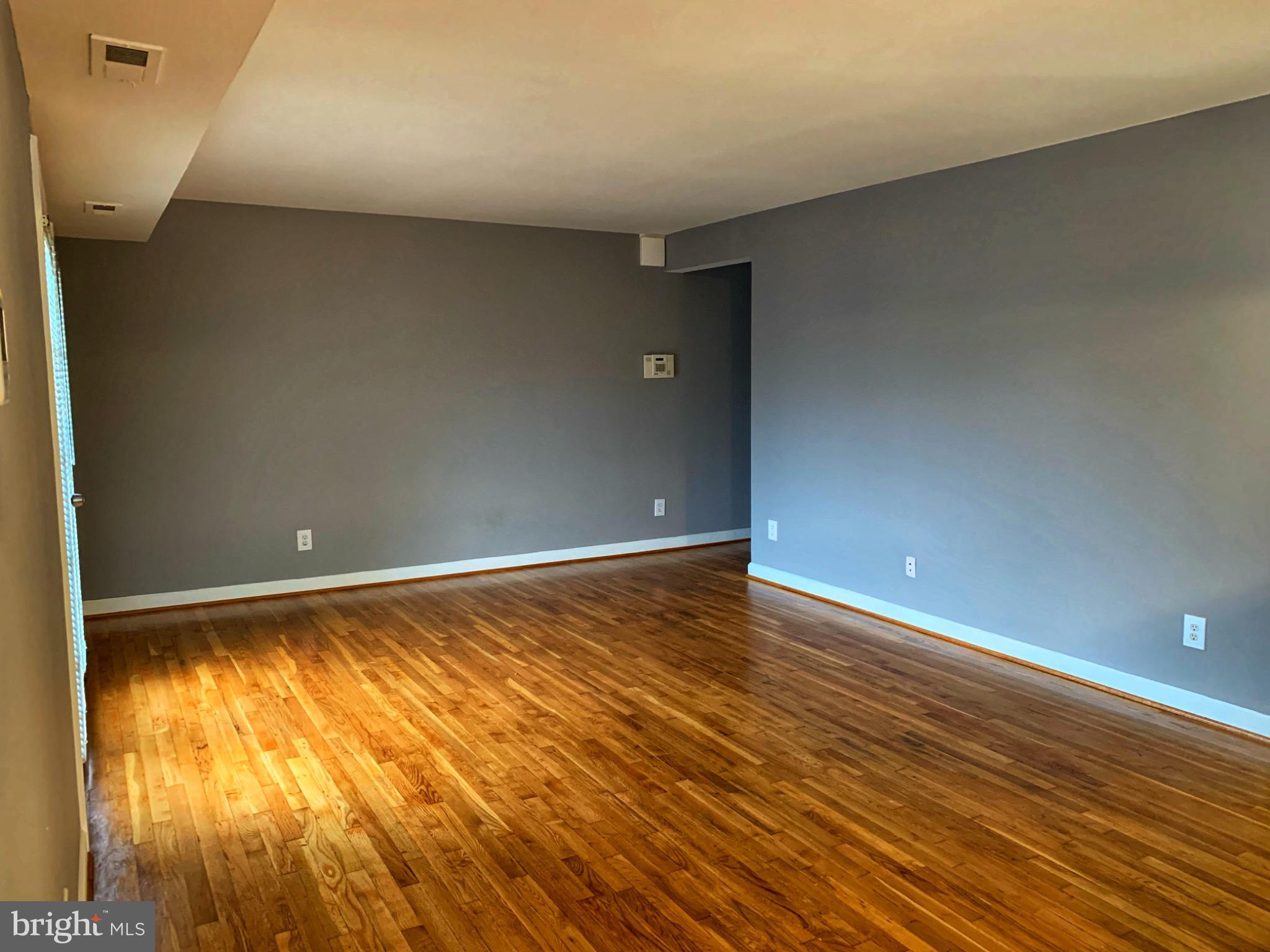 MARKHAM VIEW CONDOMINIUMS - Residential