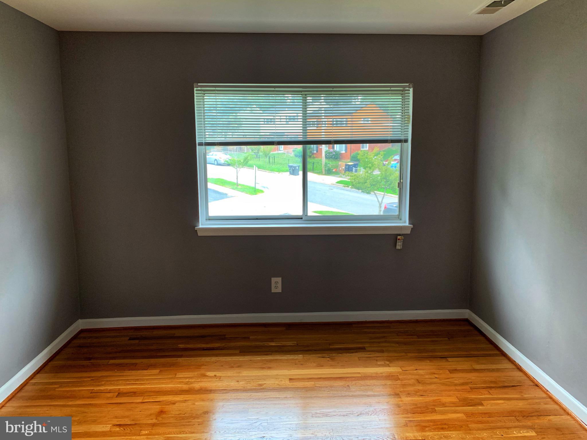 MARKHAM VIEW CONDOMINIUMS - Residential