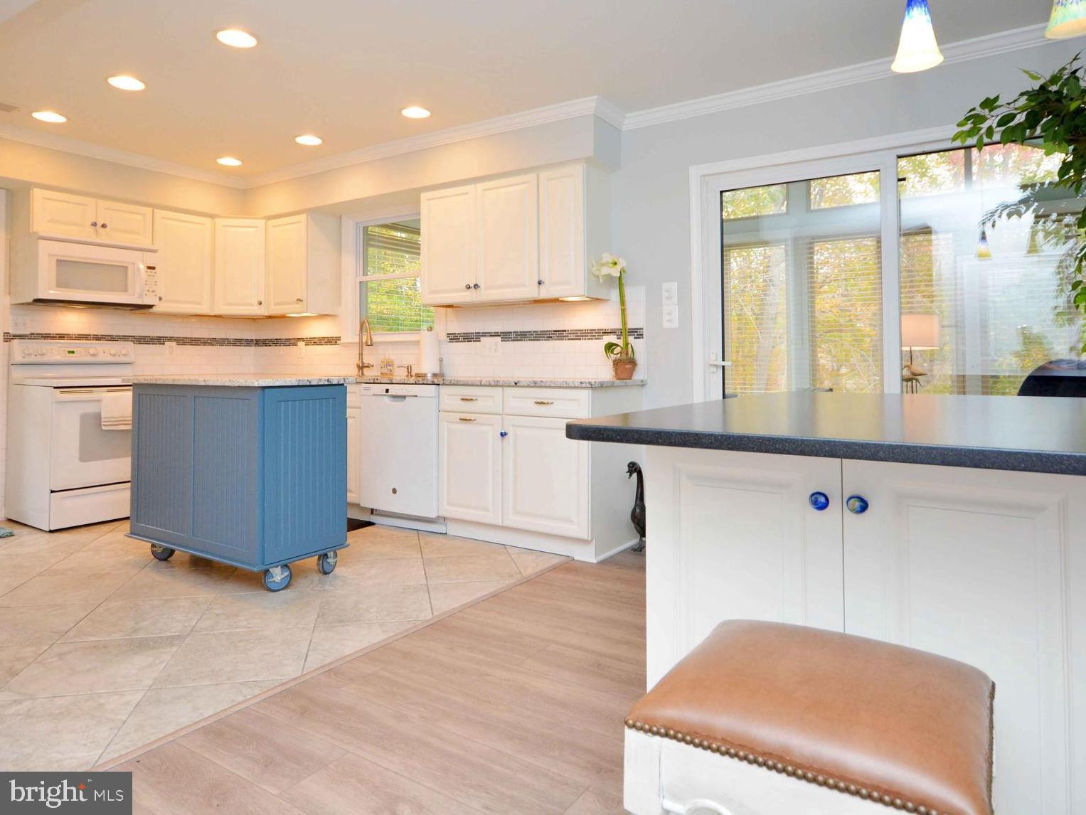 HERITAGE HARBOUR - Residential