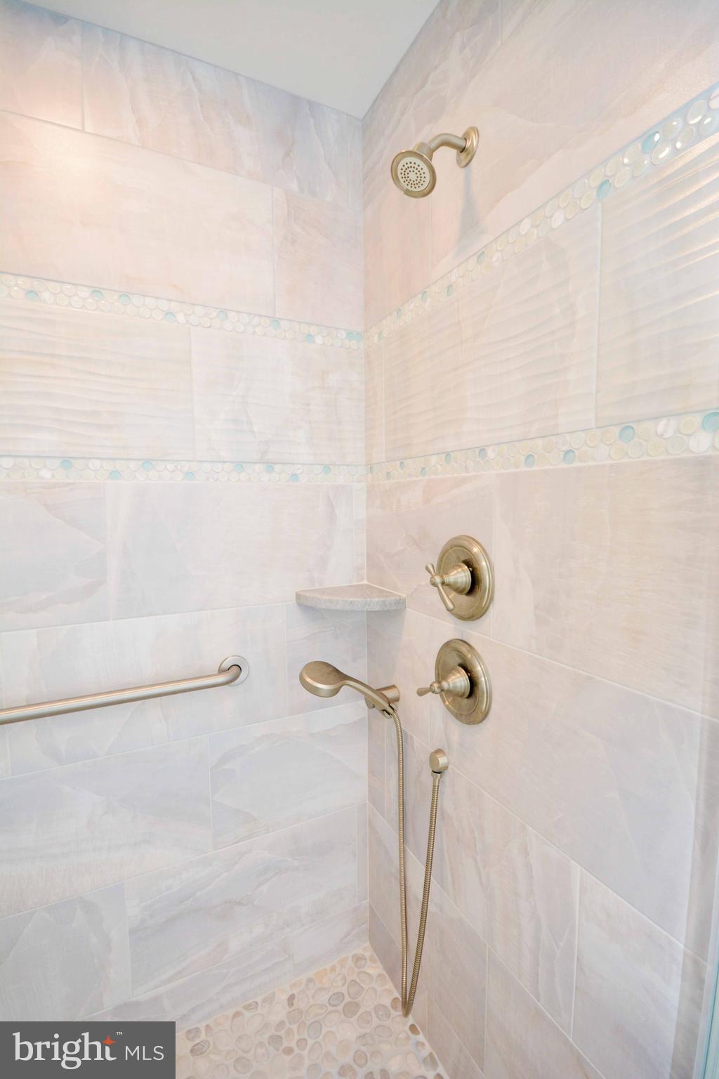 HERITAGE HARBOUR - Residential