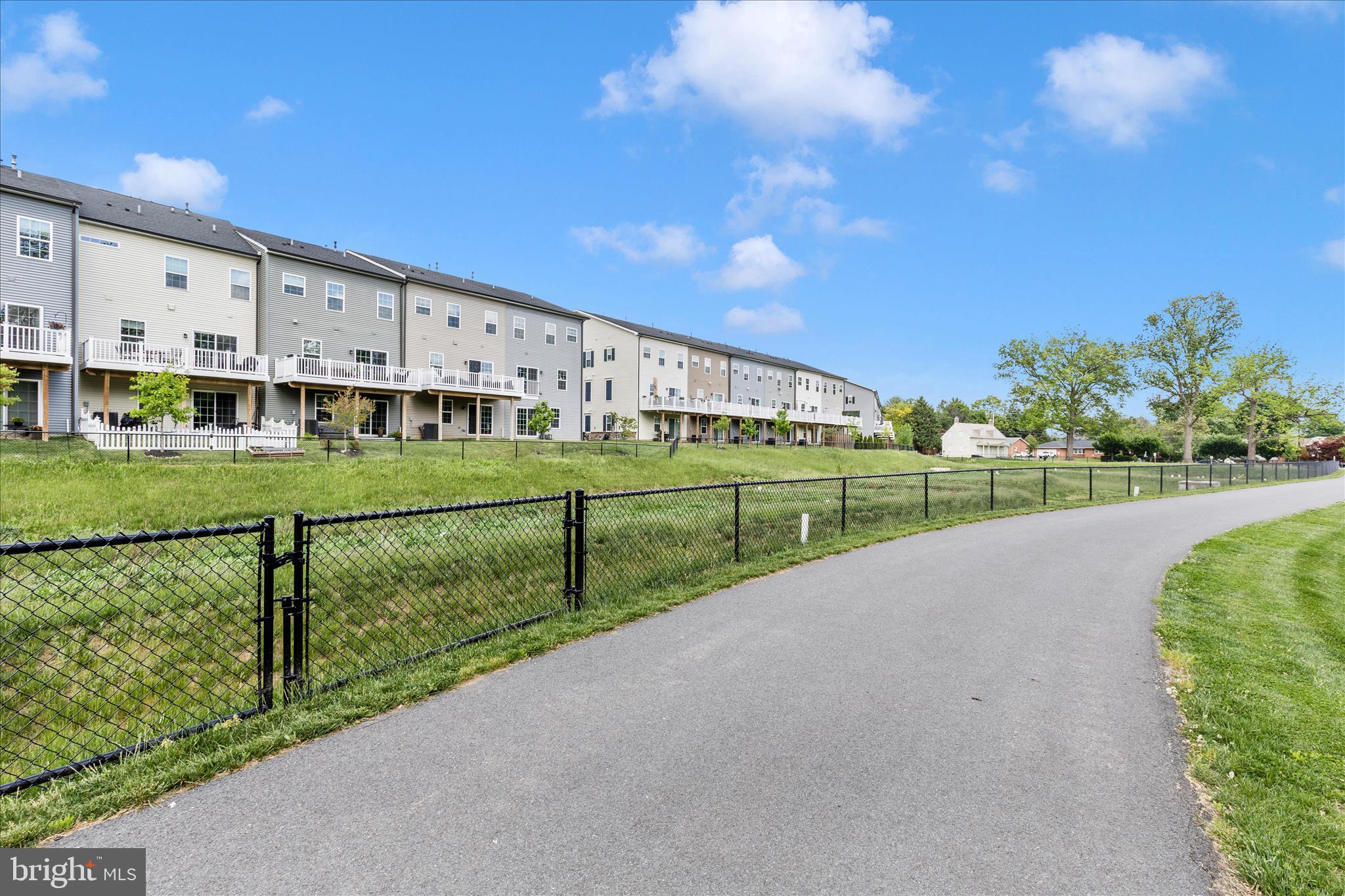 BELLE AIR TOWNHOMES - Residential