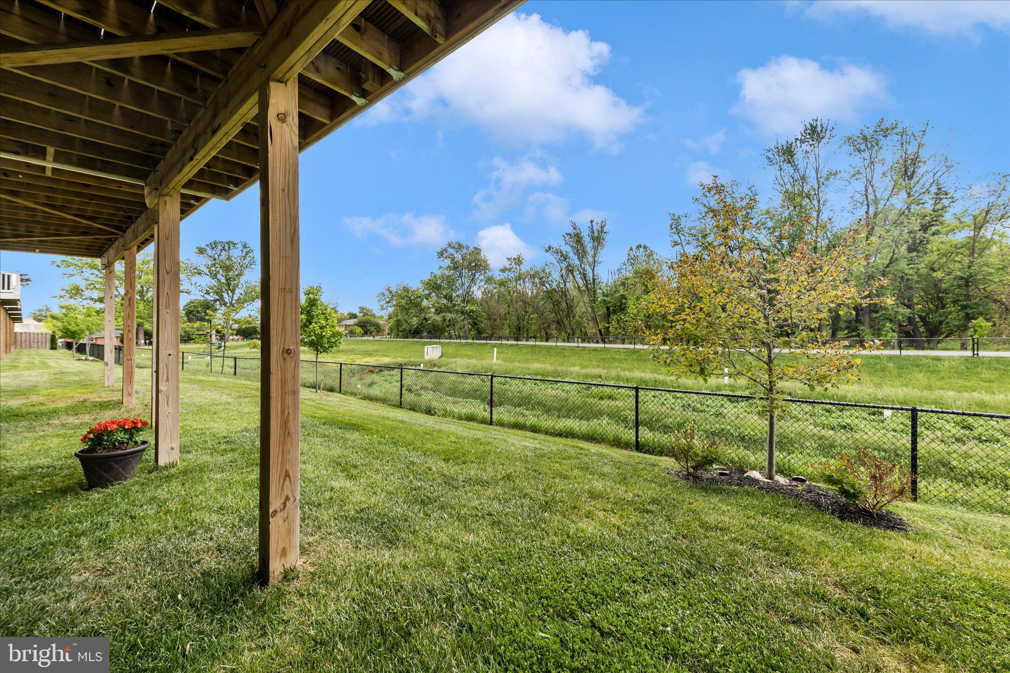 BELLE AIR TOWNHOMES - Residential