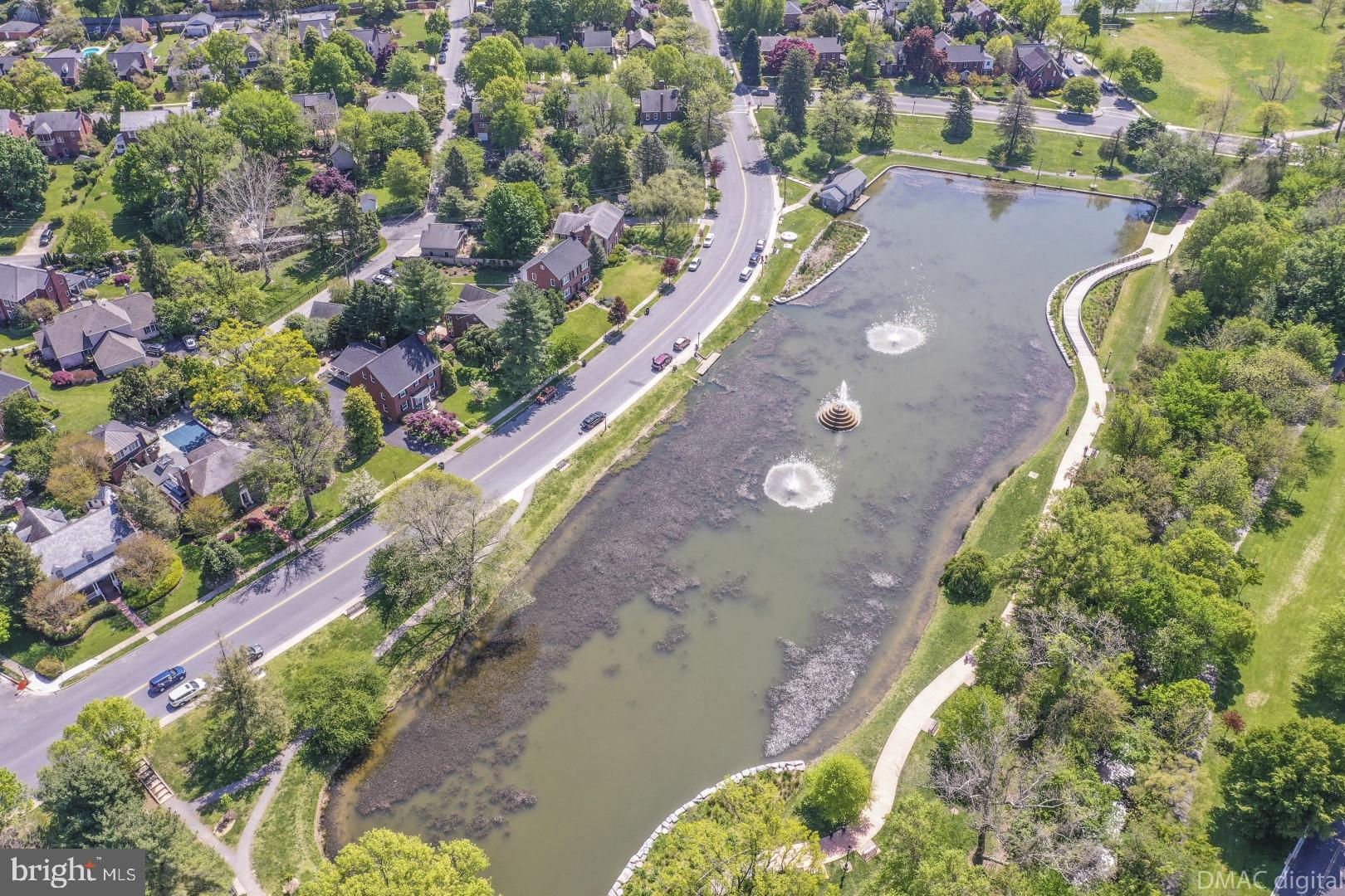 BELLE AIR TOWNHOMES - Residential