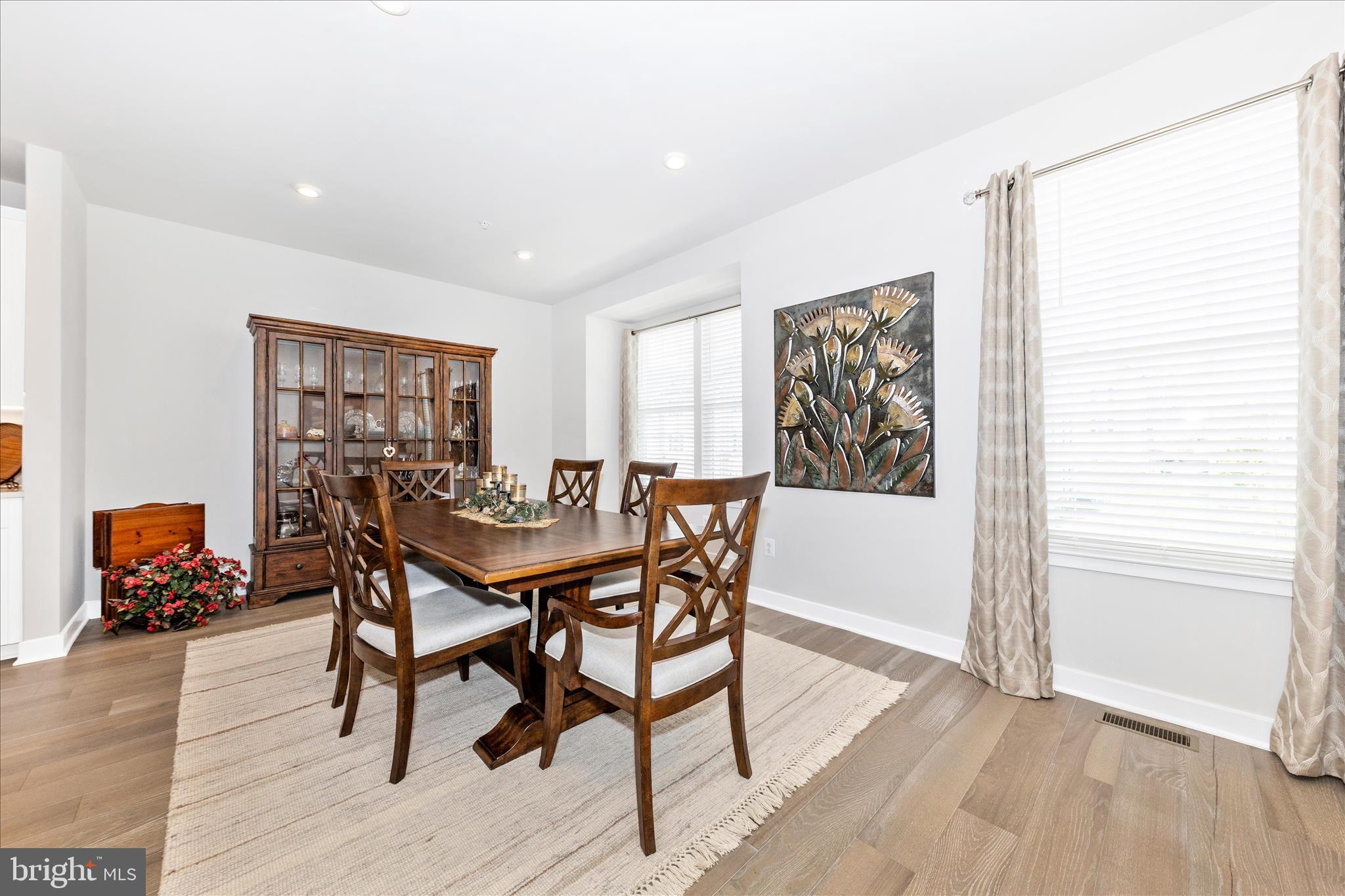 BELLE AIR TOWNHOMES - Residential