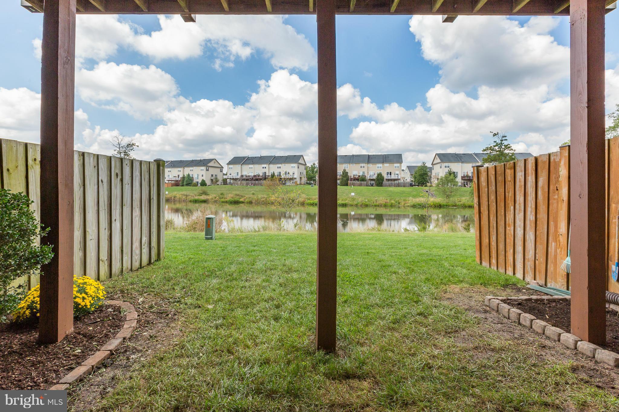 PEMBROOKE - Residential