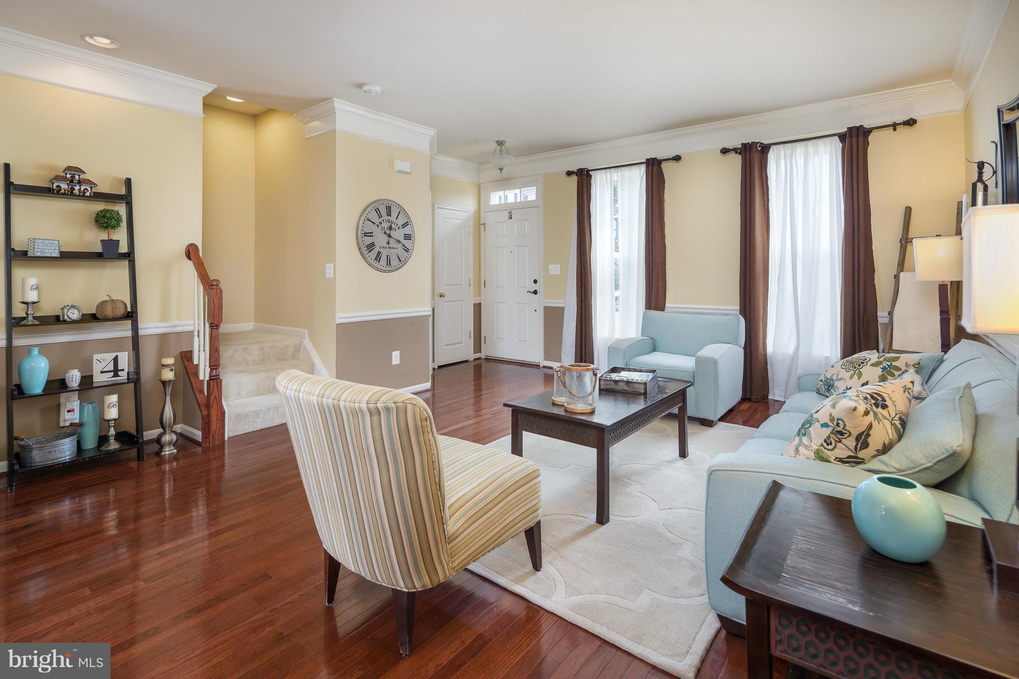 PEMBROOKE - Residential