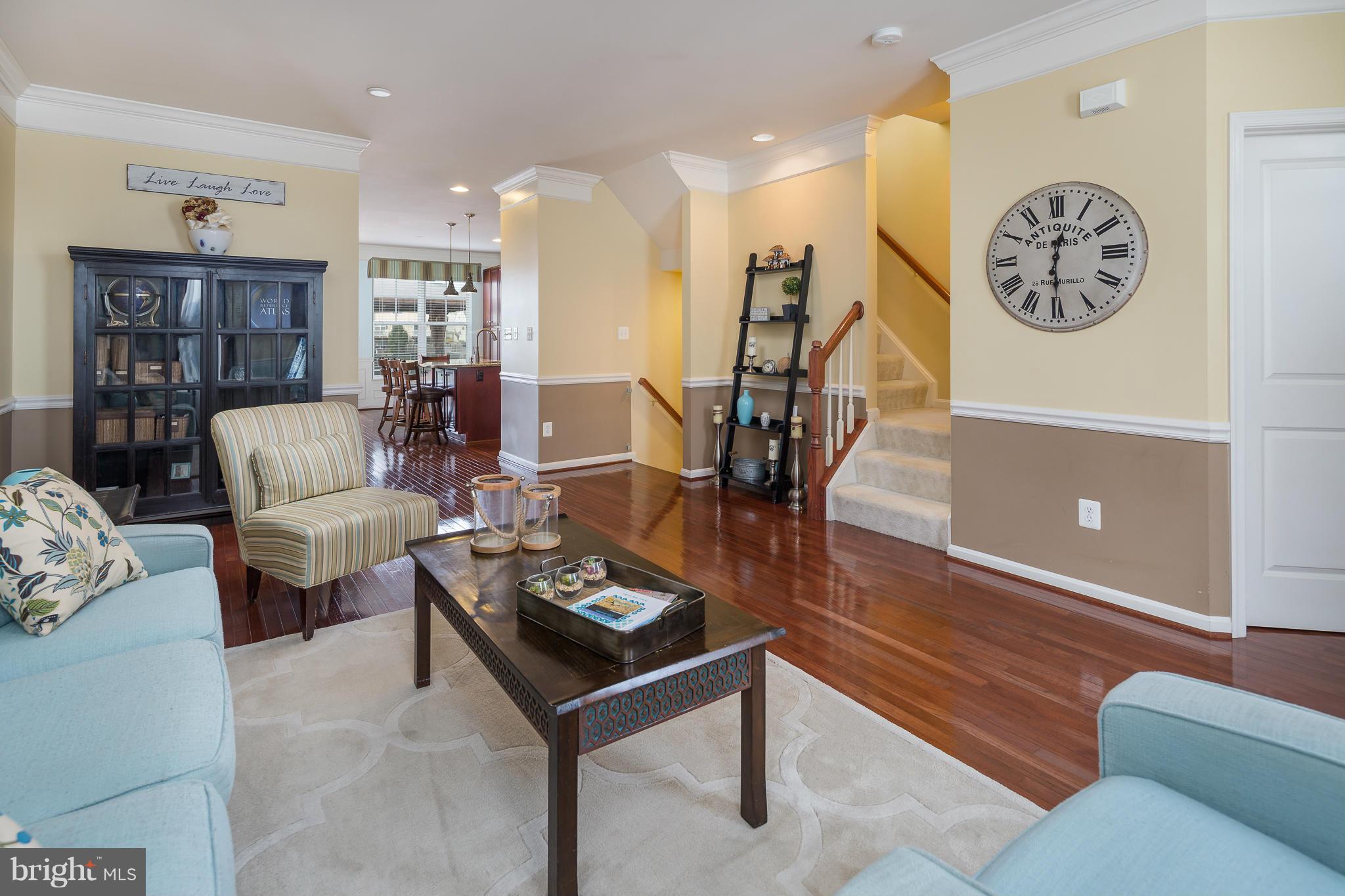 PEMBROOKE - Residential