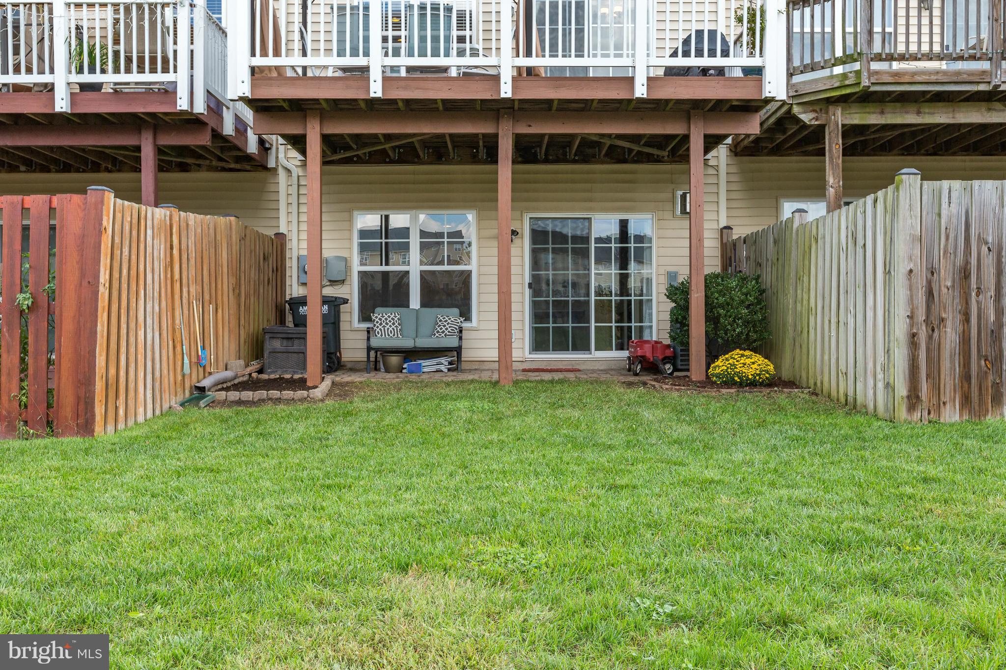 PEMBROOKE - Residential