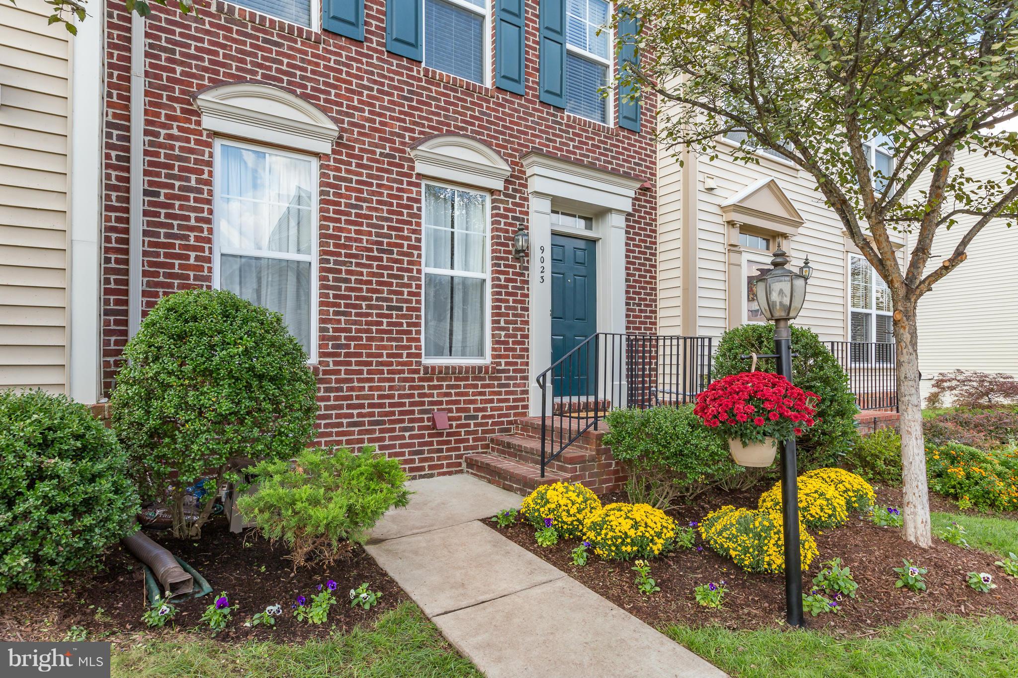 PEMBROOKE - Residential