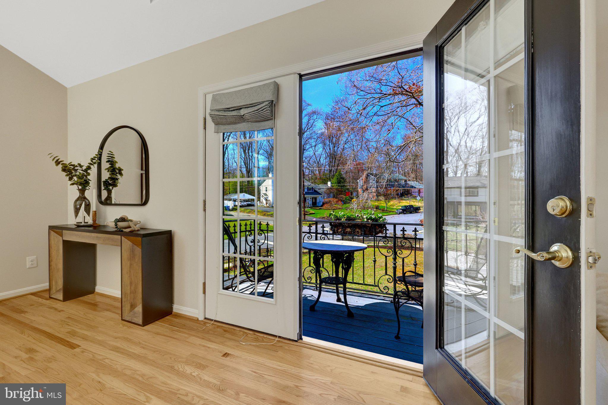 MANTUA - Residential