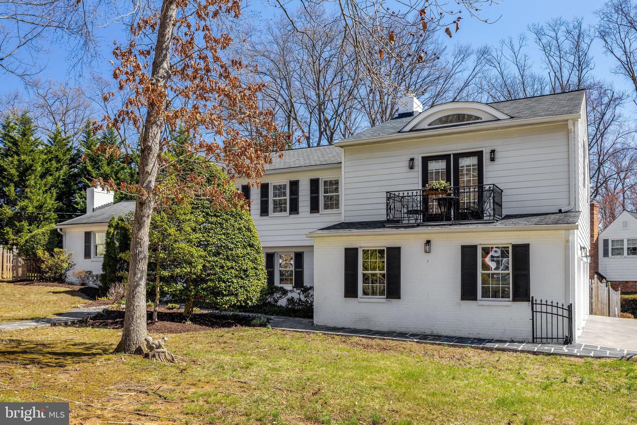 MANTUA - Residential