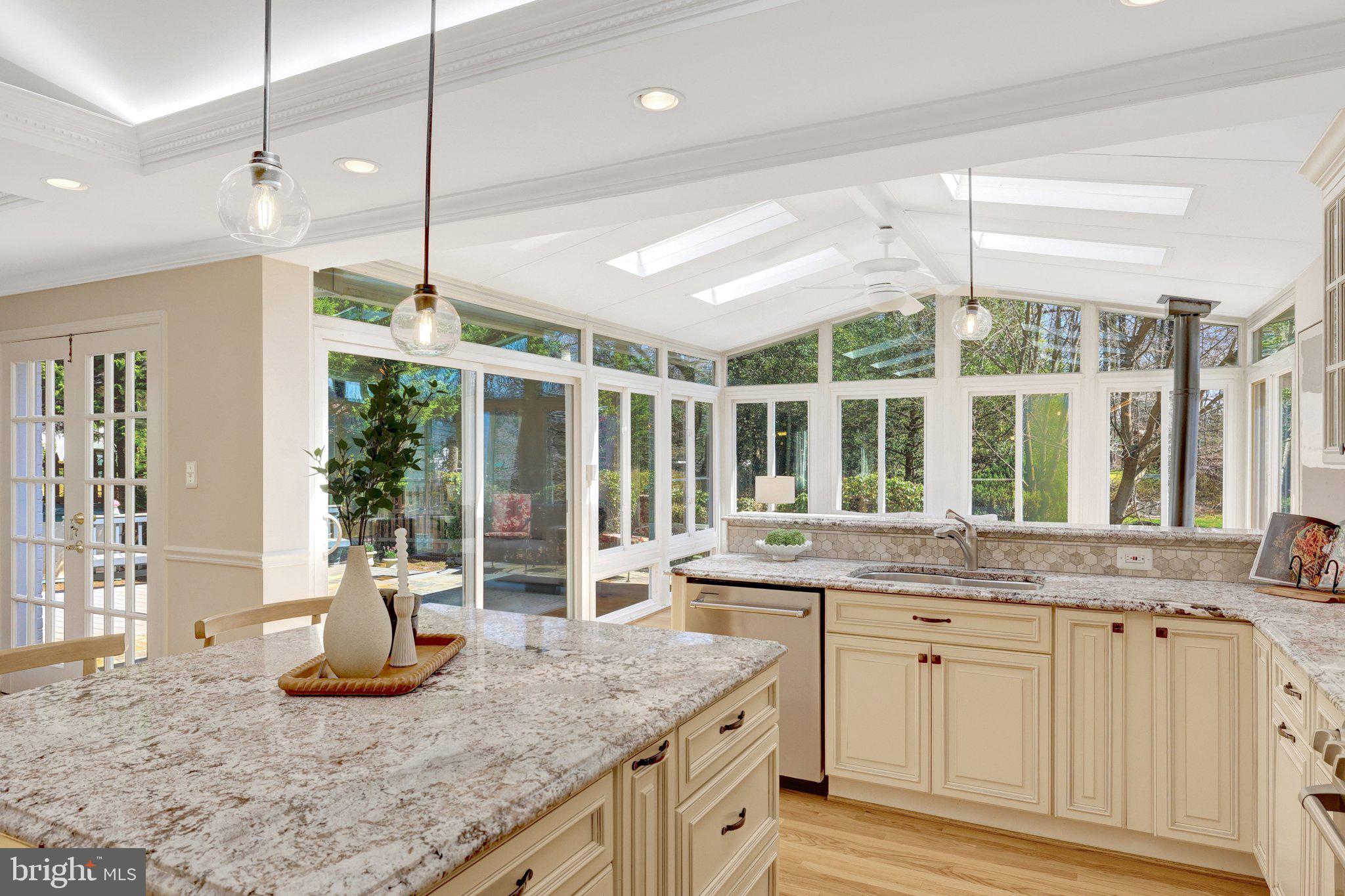 MANTUA - Residential