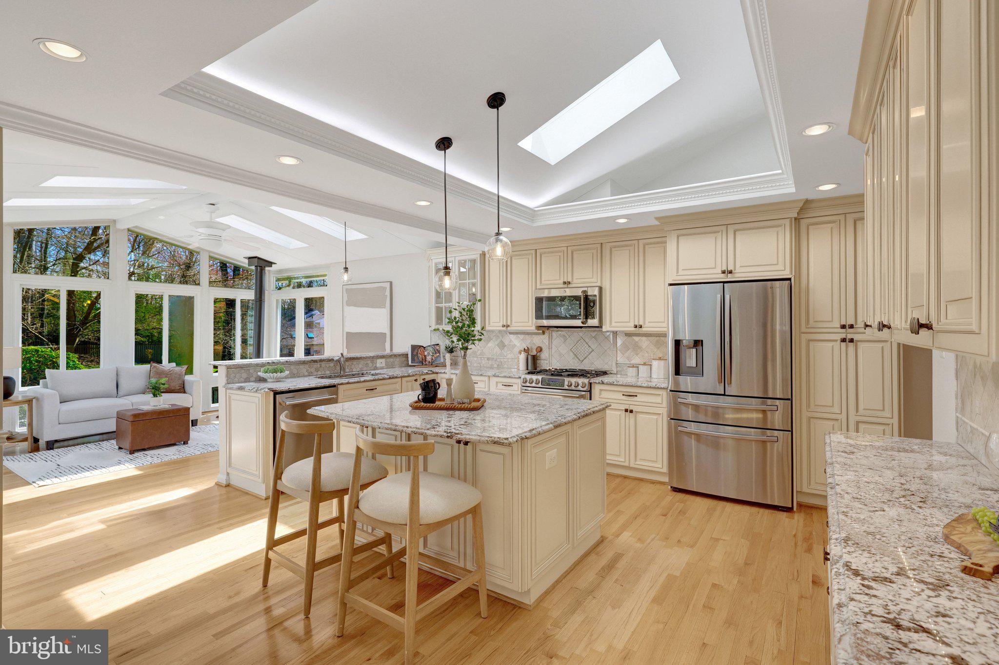 MANTUA - Residential