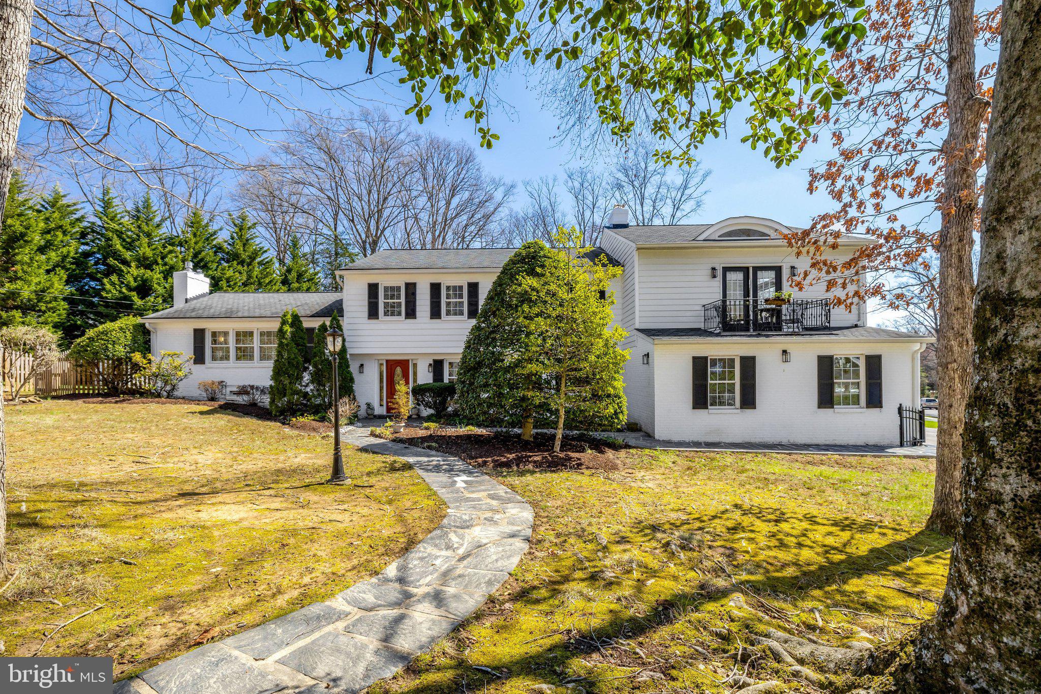 MANTUA - Residential