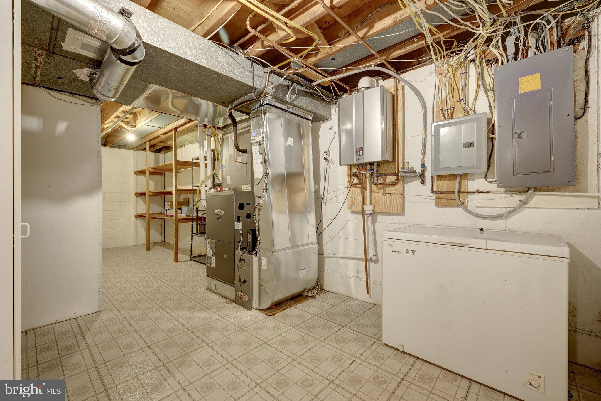 MANTUA - Residential