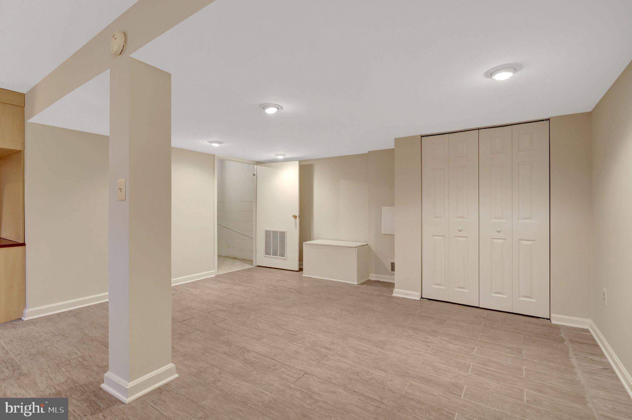 MANTUA - Residential