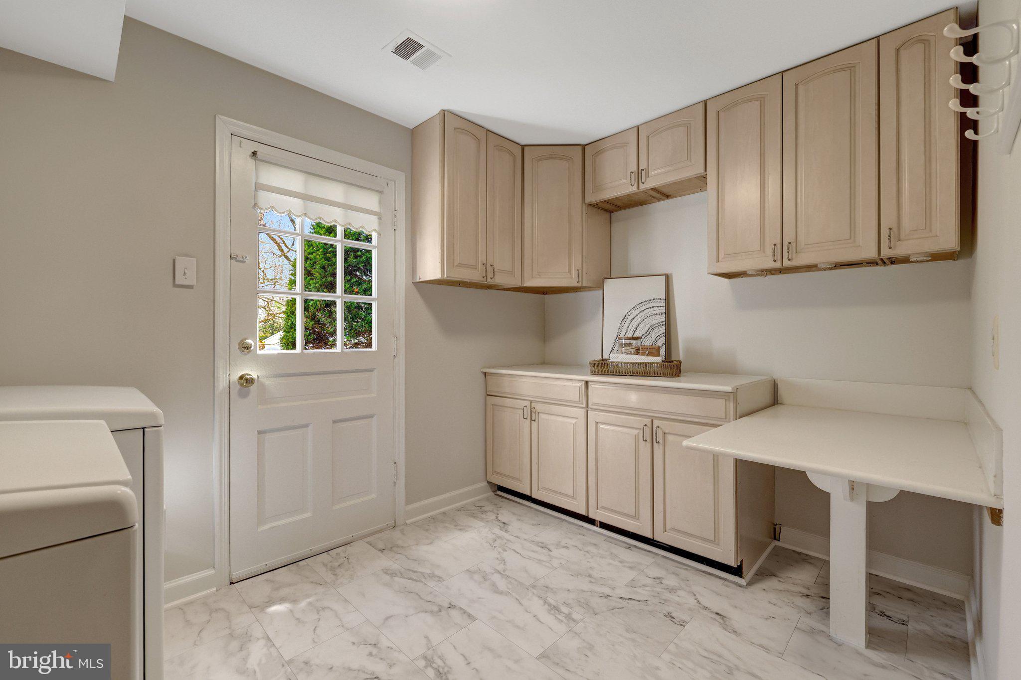 MANTUA - Residential