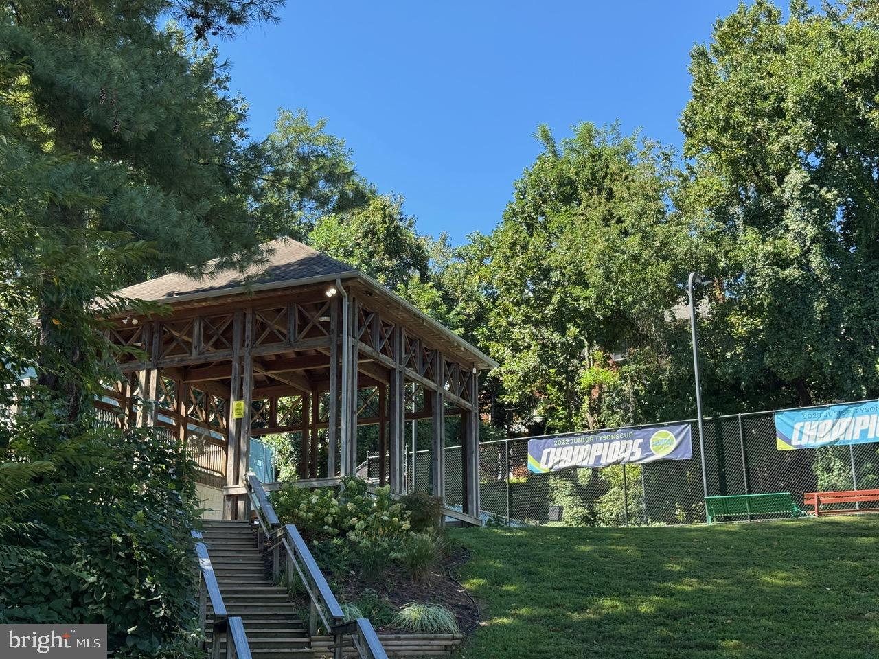 MANTUA - Residential