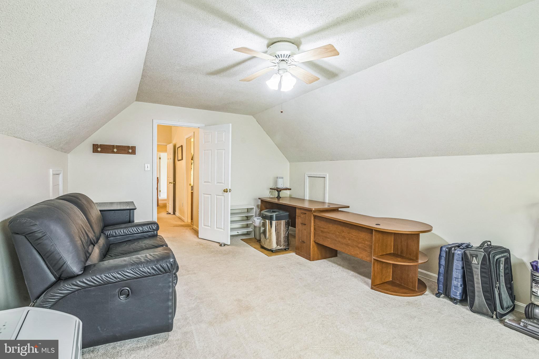 NEABSCO HILLS - Residential